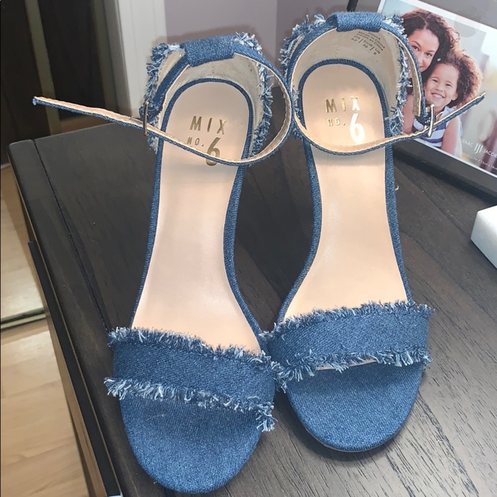 Jean detail Heels